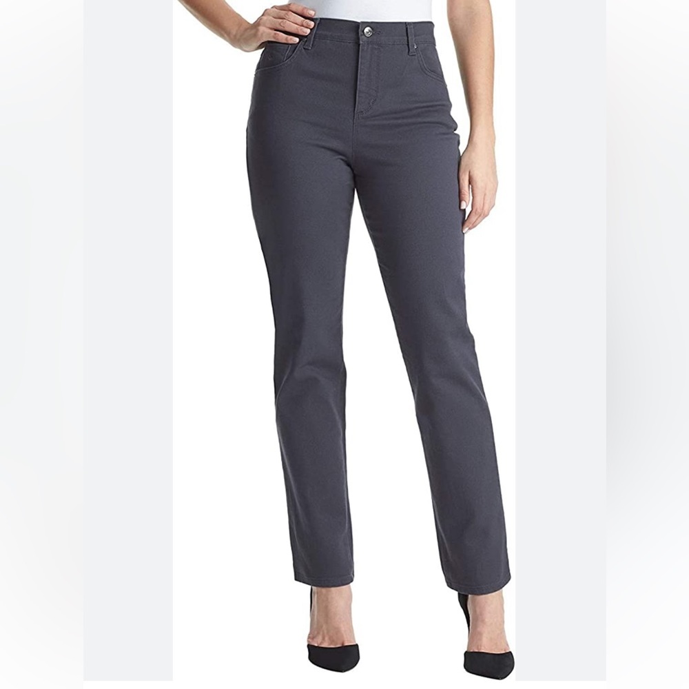 Gloria Vanderbilt Amanda Classic Tapered‎ Jean. Size 8 (544)